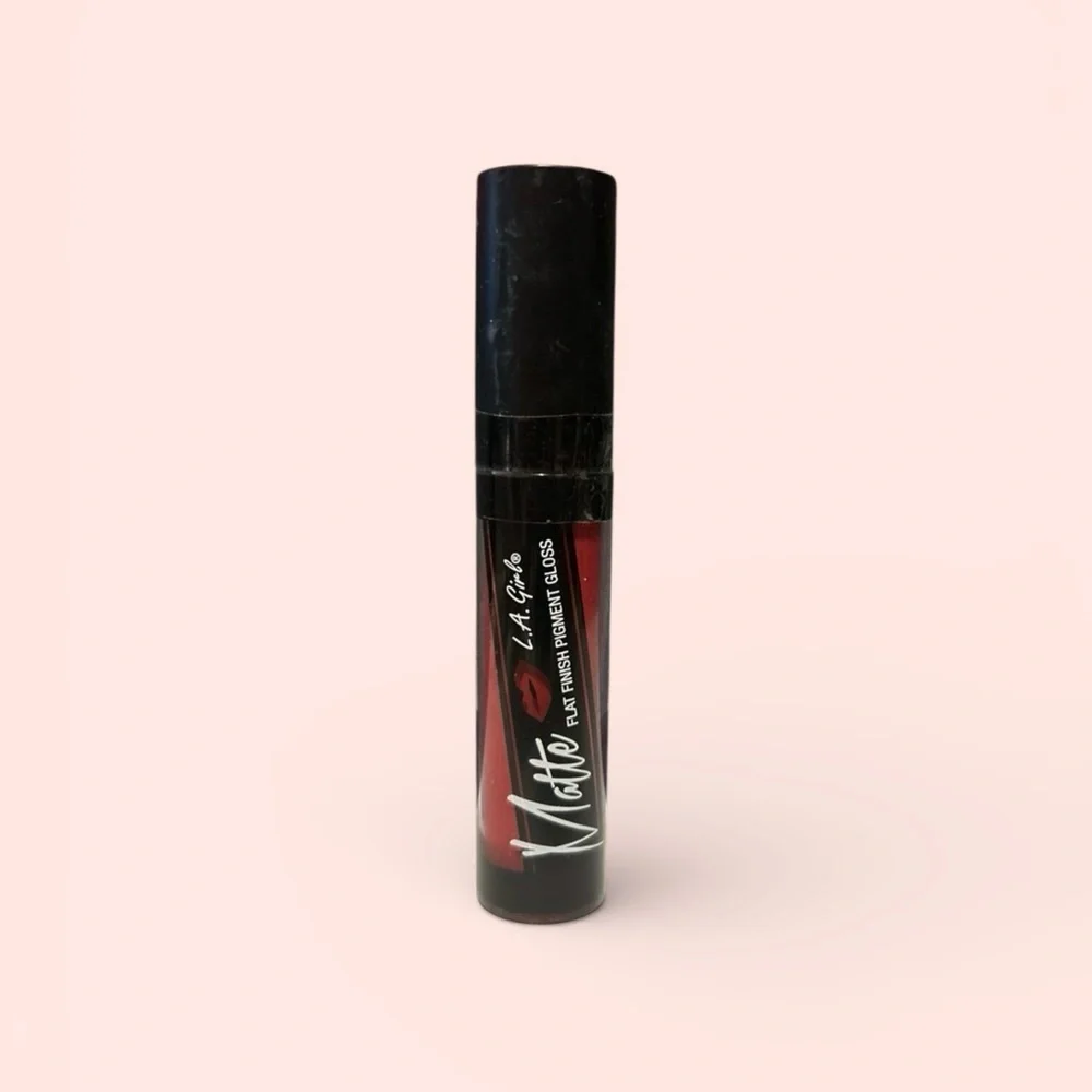 5️⃣LA Girl Matte Flat Finish Pigment Gloss | Frisky Or 5 For 25